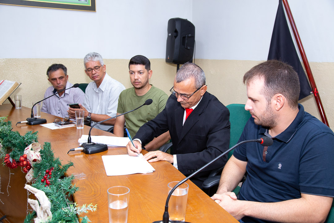 Após 10 anos, Vereador Francisco Júnior volta à Presidência da Câmara Municipal de São João do Cariri